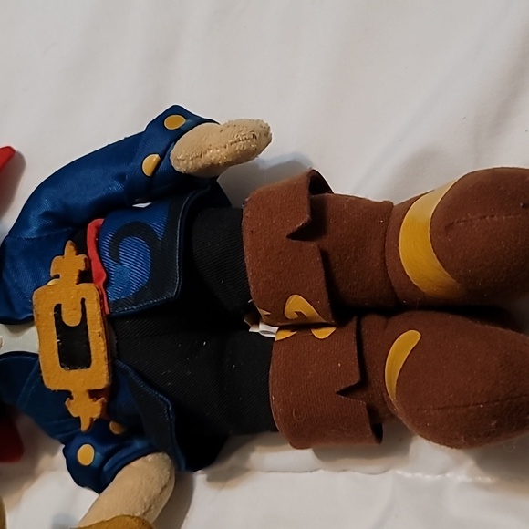 Disney Store Jake And The Neverland Pirates Captain Jake Stuffed Plush - Picture 4 of 9